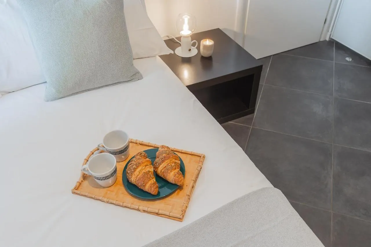Chiara'S Apartment By Rent All コモ 0*,